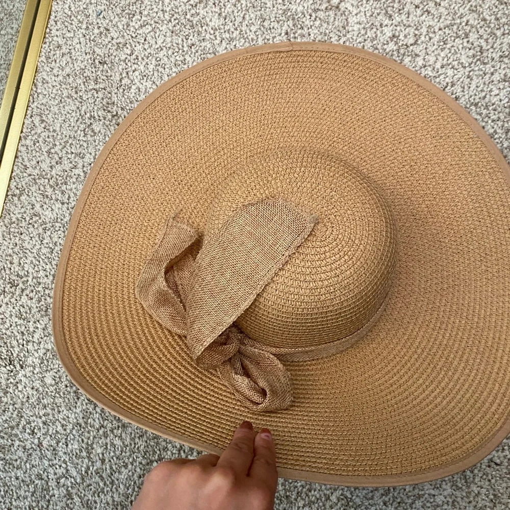 Beach hat new without tags - Picture 6 of 6